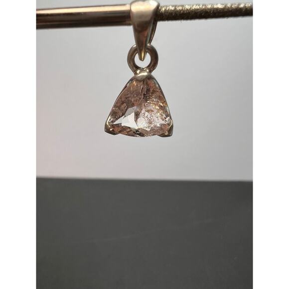 NEW Morganite trillium gemstone sterling silver pendant 2.39 grams - Picture 11 of 11